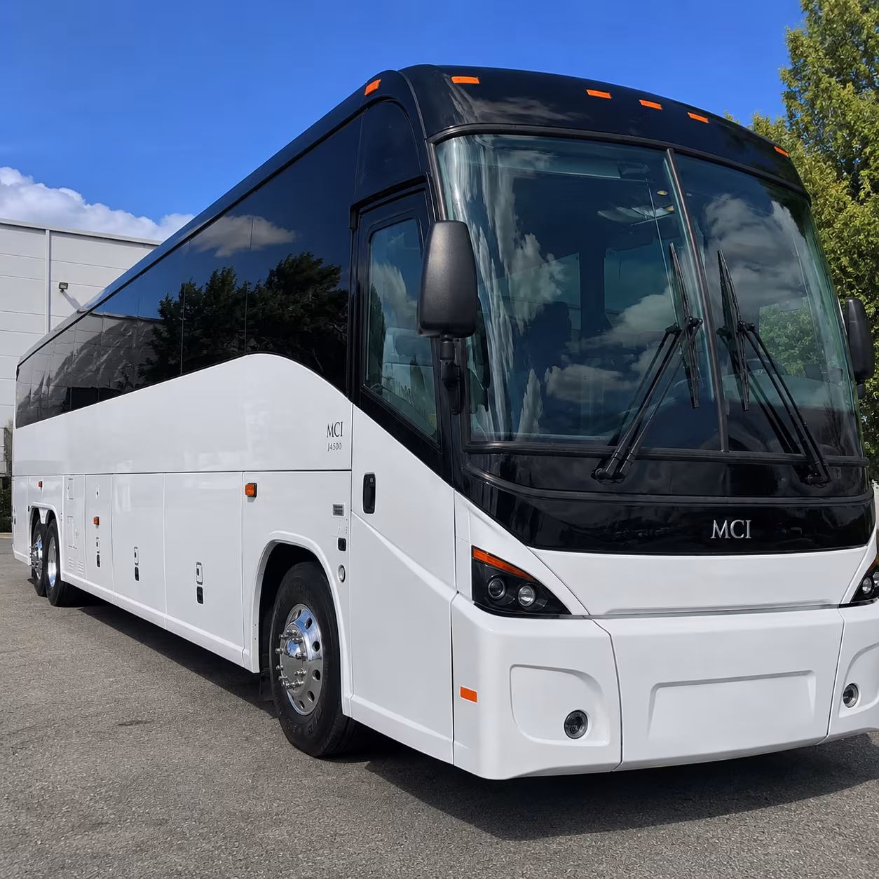 huntsville s aerospace and defense sector makes group airport transfers a regular need